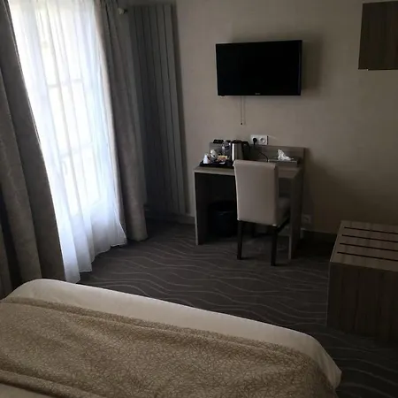Hotel De Brunville Et La Table Du Grand Luxembourg