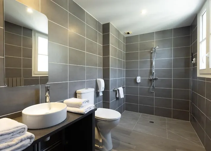 De Brunville & بايو