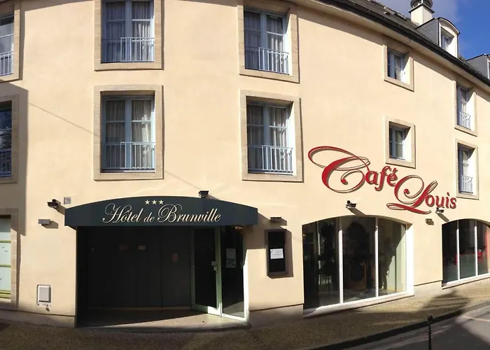 فندق De Brunville & 3*