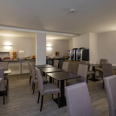 De Brunville & 3* Bayeux