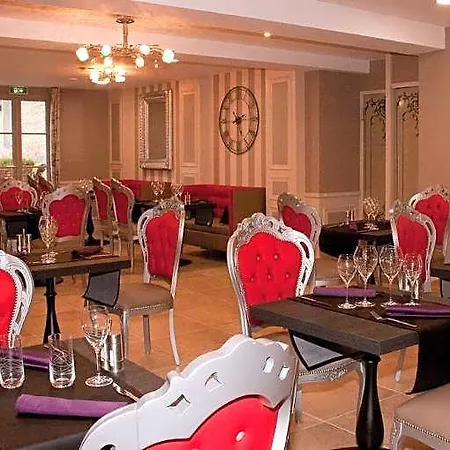 De Brunville & Hotel 3*