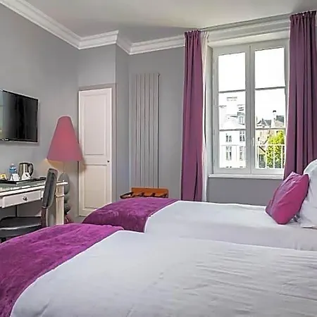 Hotel De Brunville & 3*