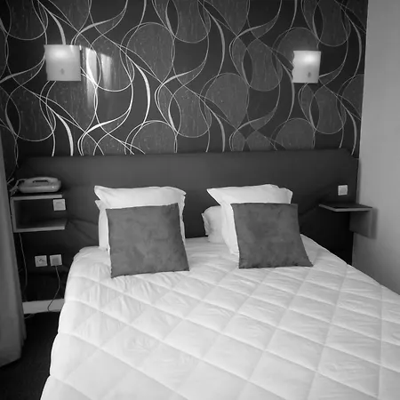 De Brunville Et Restaurant Le Café Louis 3*