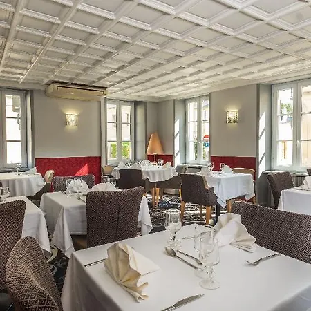 De Brunville Et Restaurant Le Café Louis 3* Bayeux