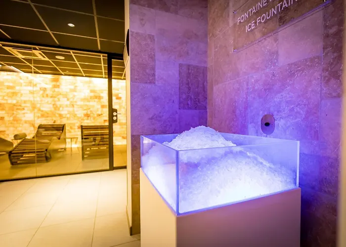 De Brunville Et La Table Du Grand Luxembourg