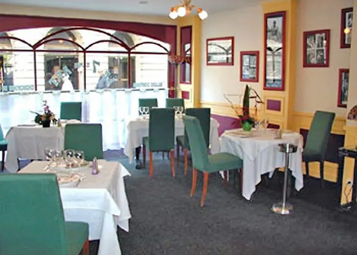 De Brunville Et La Table Du Grand Luxembourg