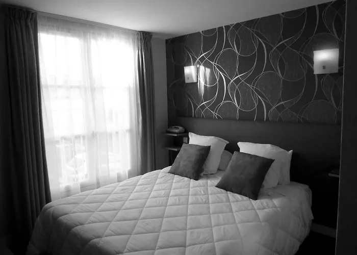 De Brunville Et La Table Du Grand Luxembourg Bayeux