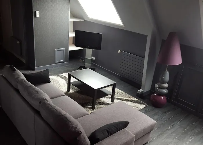 Hotel De Brunville Et La Table Du Grand Luxembourg 3*